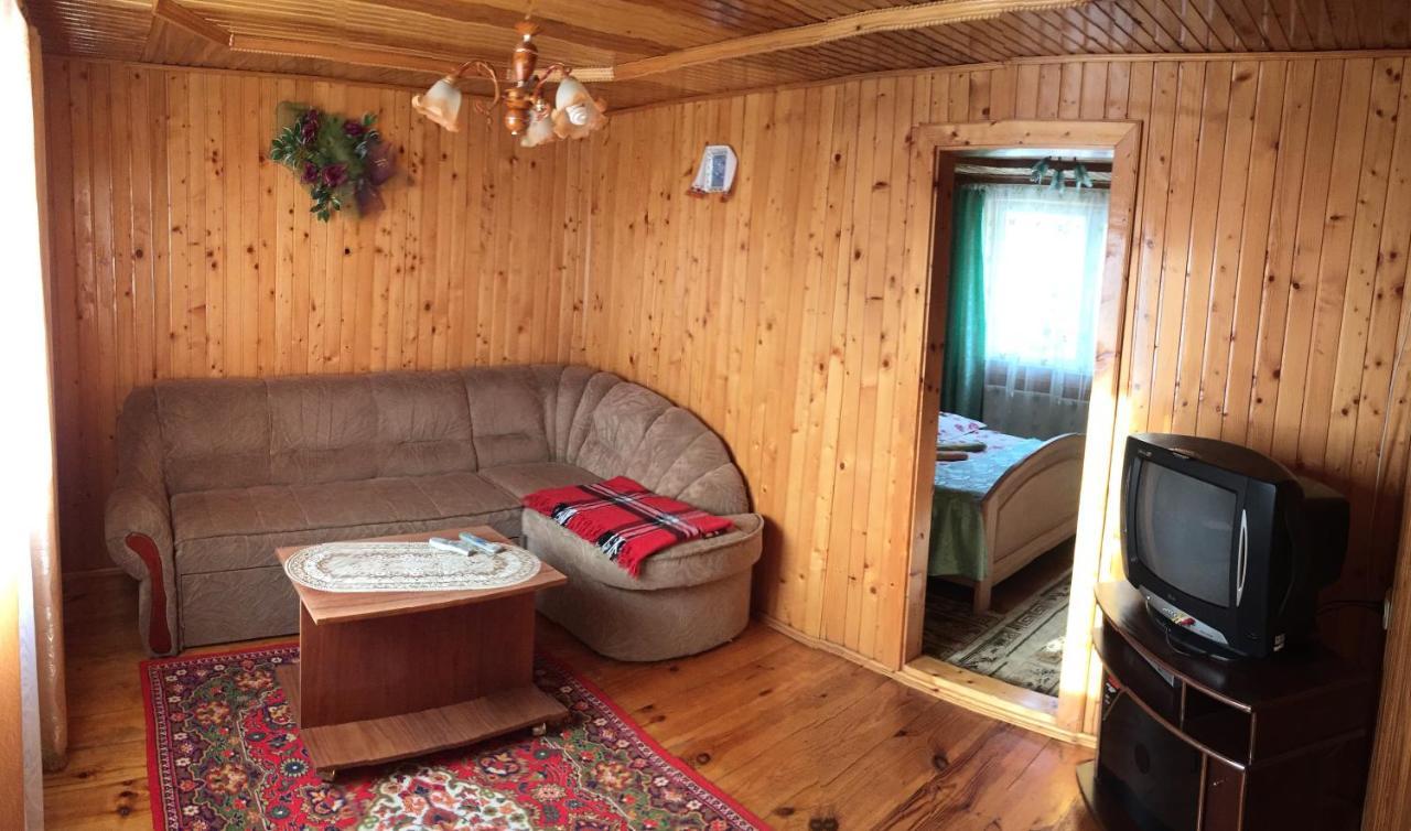 Guest House Karpaty Яремча Экстерьер фото