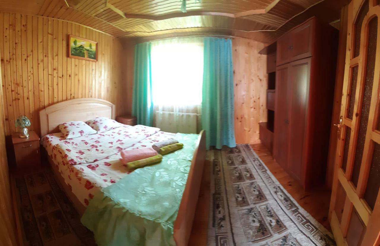 Guest House Karpaty Яремча Экстерьер фото